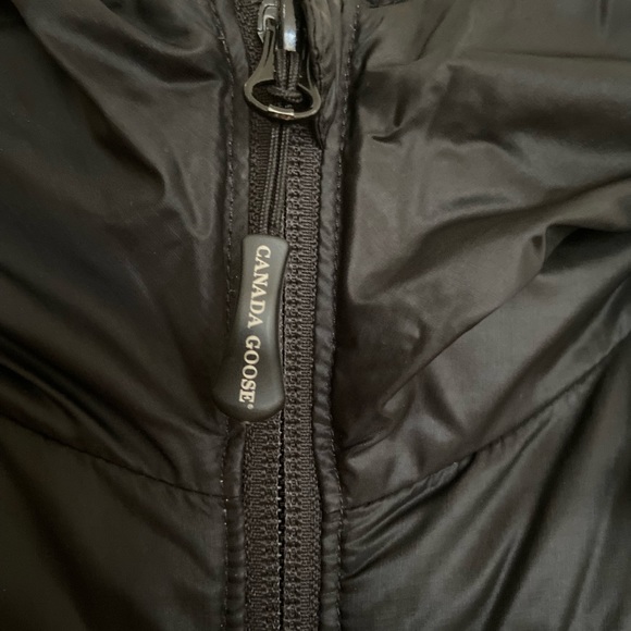 Canada Goose Lodge Hoodie - Picture 4 of 9